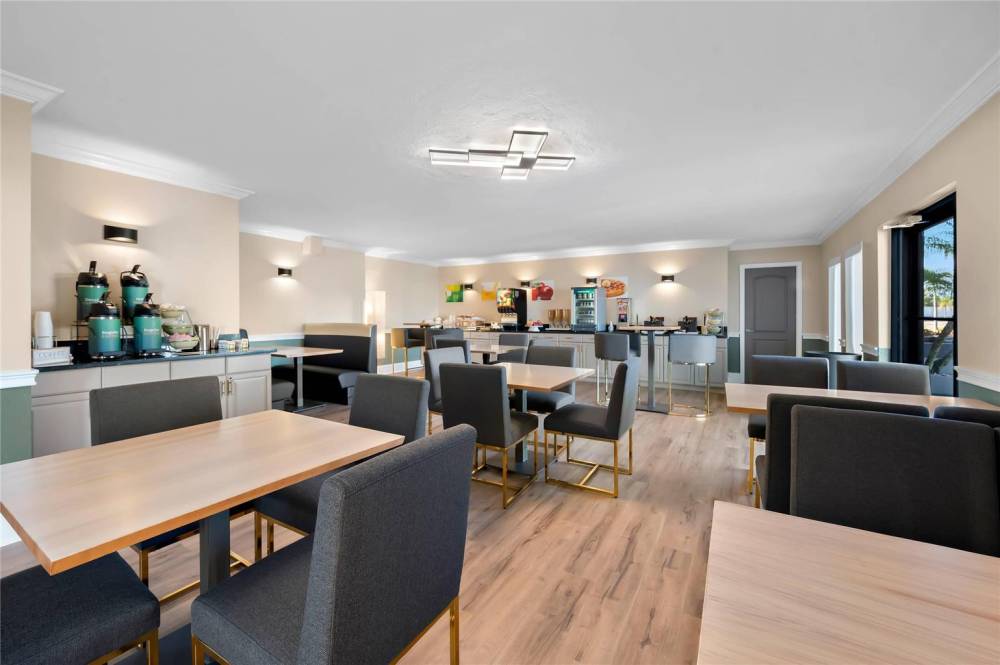 Quality Inn Fort Myers Cape Coral 5