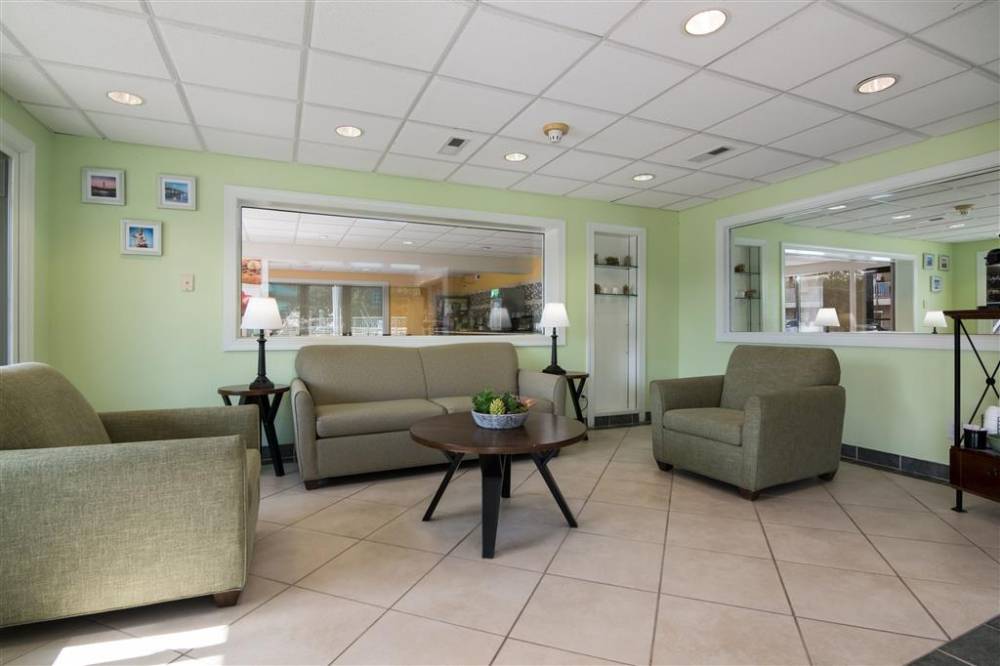 Quality Inn Little Creek 6