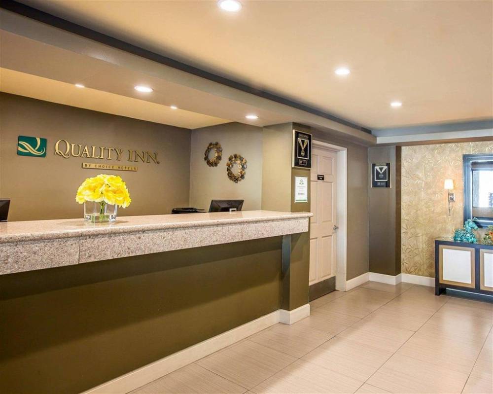 Quality Inn Ontario Airport Convention C 8
