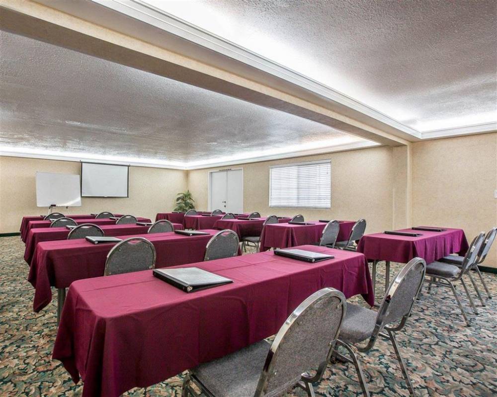 Quality Inn Ontario Airport Convention C 7