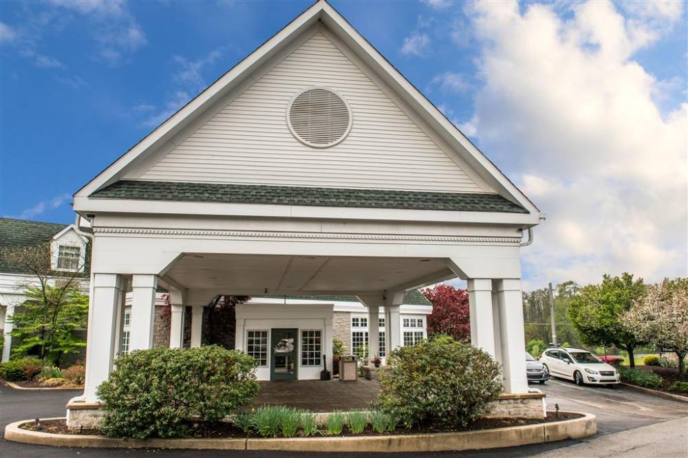 Quality Inn Pittsburgh Airport 2