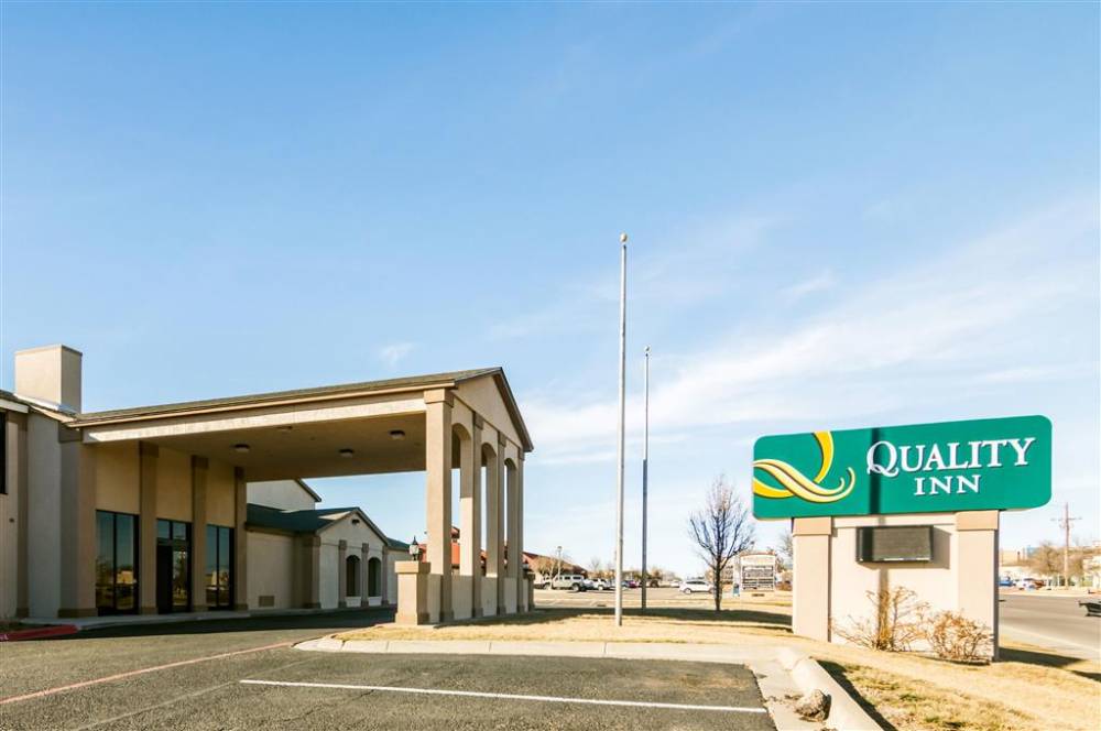 Quality Inn 3