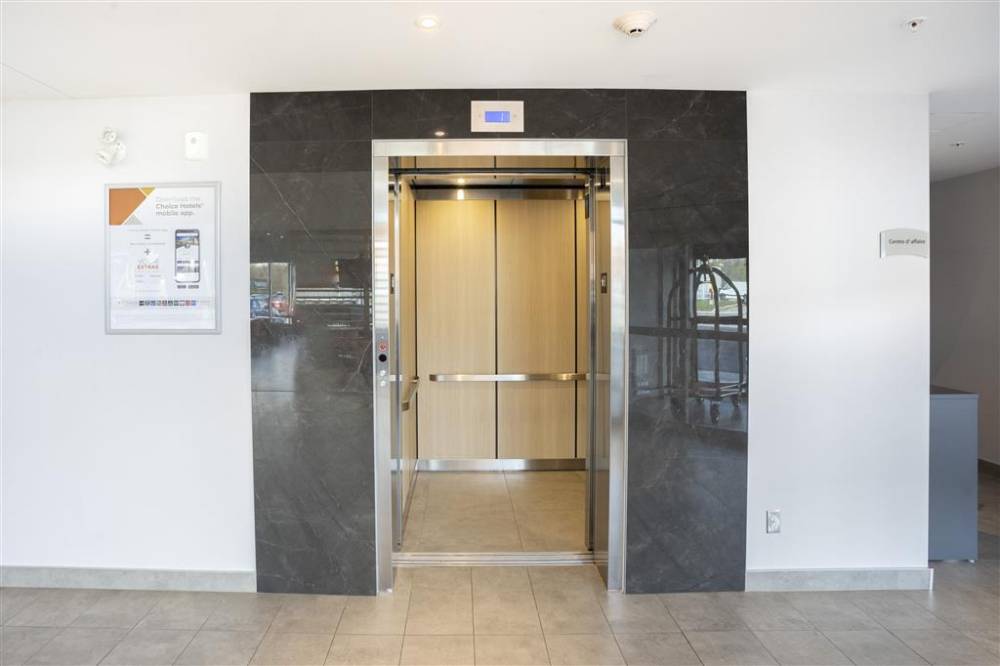 Quality Inn 4
