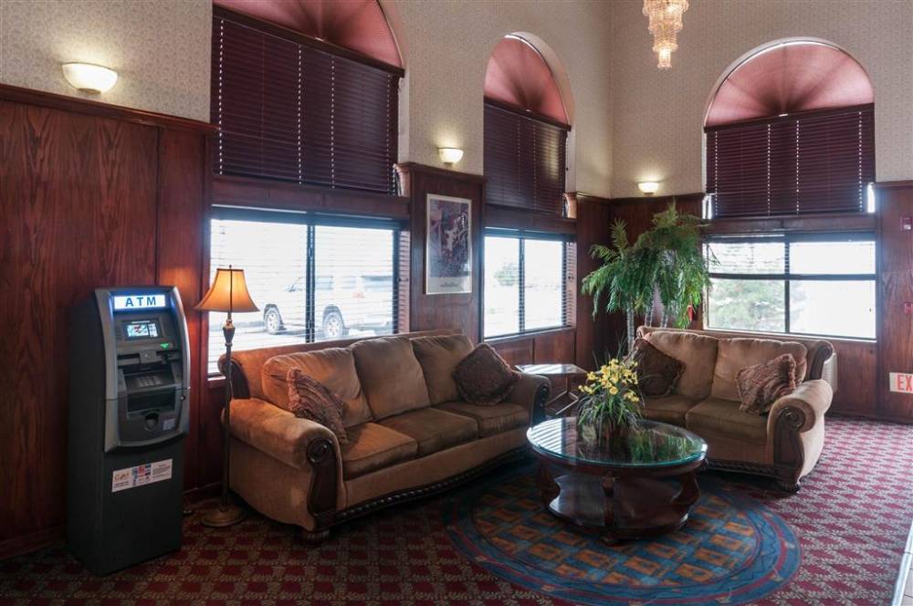Quality Suites 12