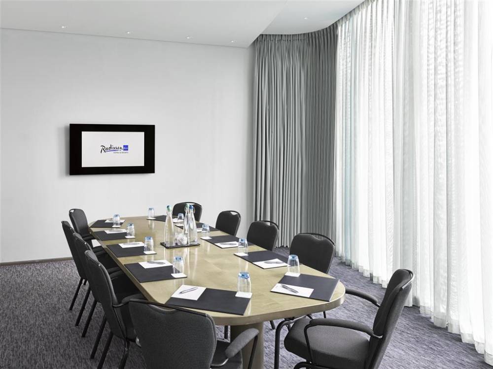 Radisson Blu Birmingham 9