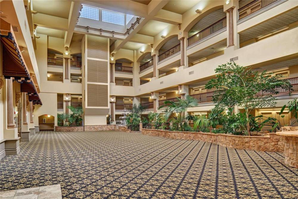 Radisson Hotel El Paso Airport 8