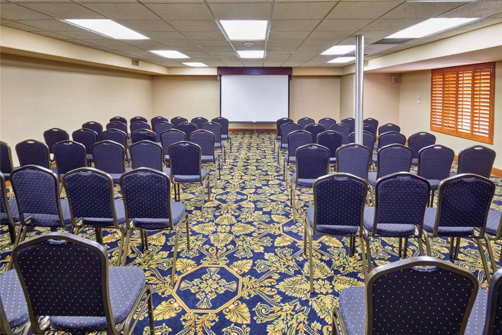 Radisson Hotel El Paso Airport 5