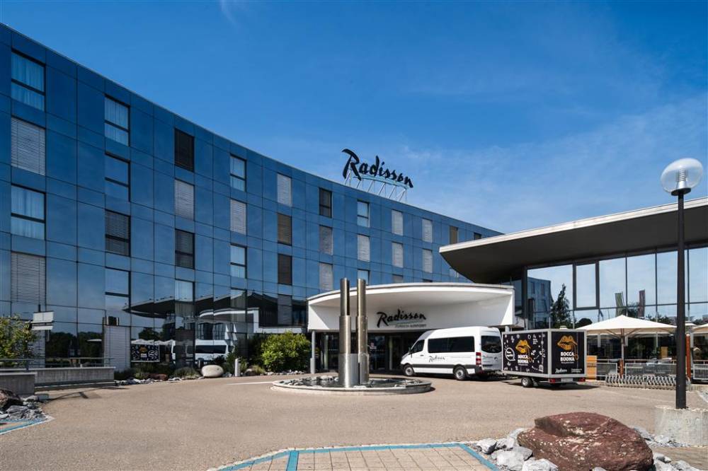 Radisson Hotel Zurich Airport 2