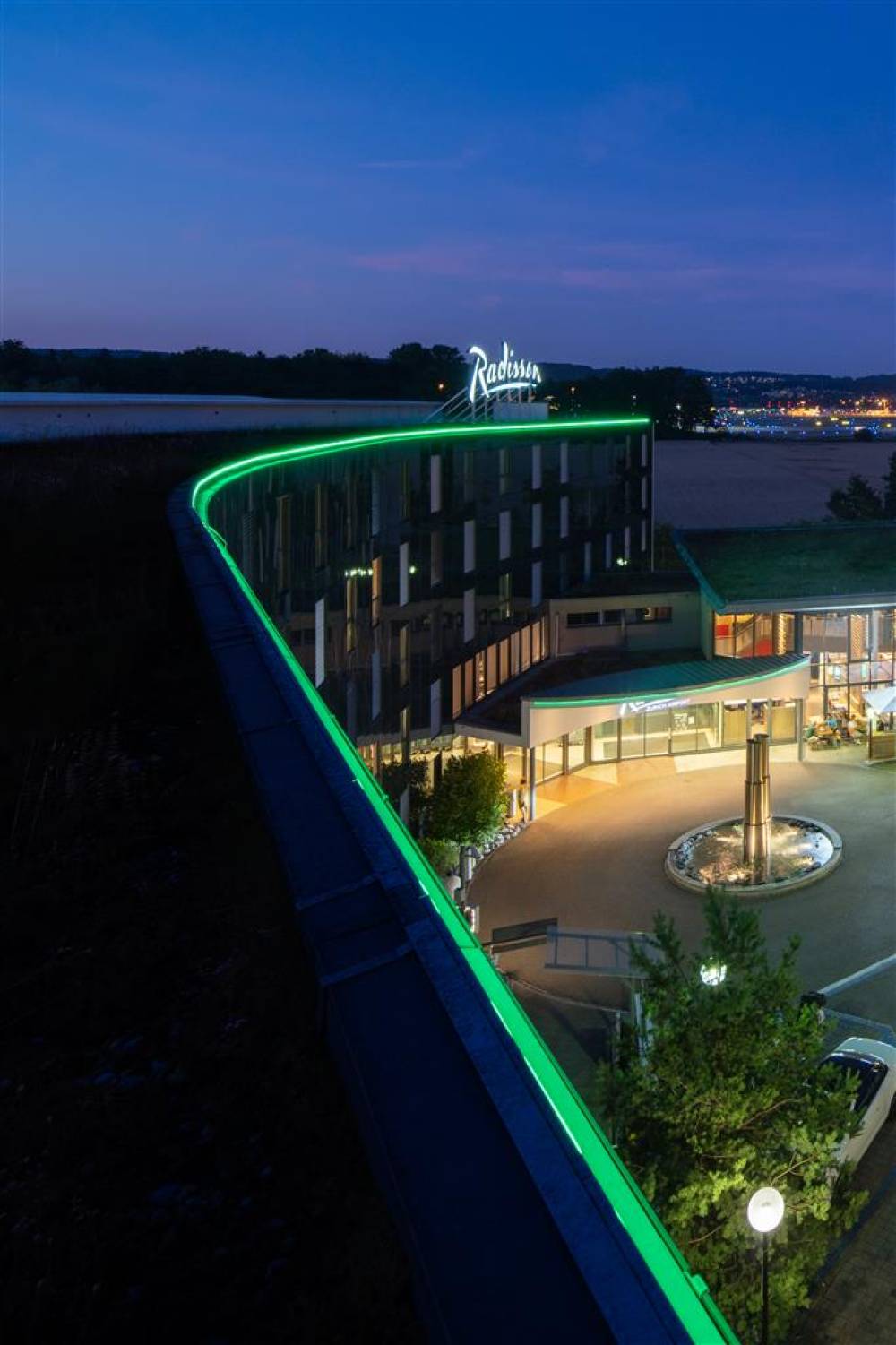 Radisson Hotel Zurich Airport 3