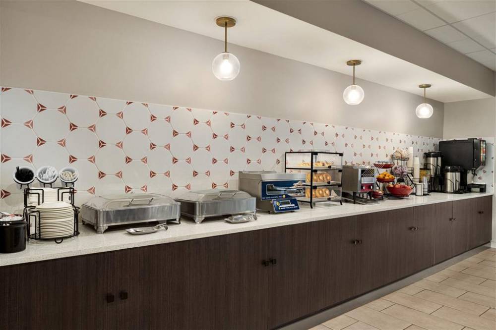 Ramada By Wyndham Allentown/bethlehem 4
