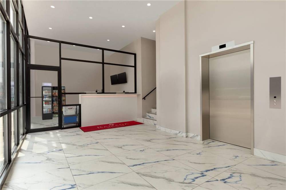 Ramada By Wyndham Brooklyn Empire Blvd 3