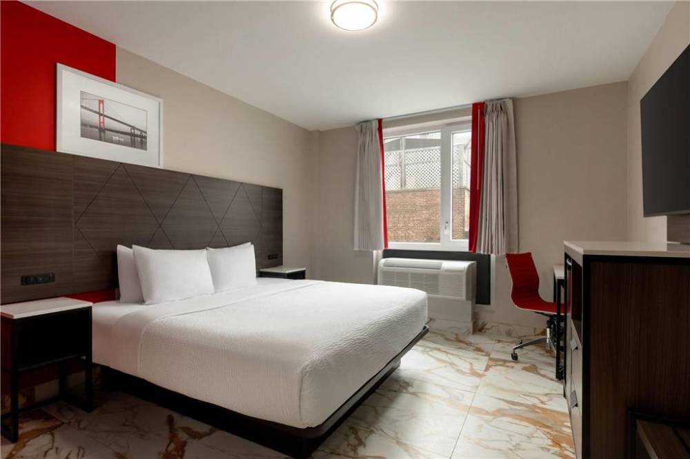 Ramada By Wyndham Brooklyn Empire Blvd 6