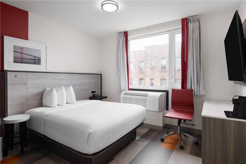 Ramada By Wyndham Brooklyn Near Flatbush 4