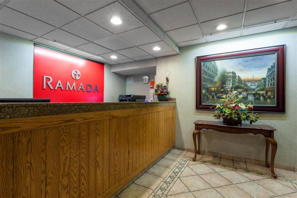 Ramada By Wyndham Seatac Airport North 4