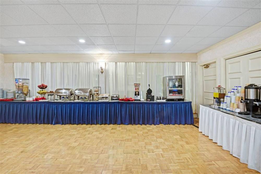Ramada By Wyndham Seekonk Providence Area 3