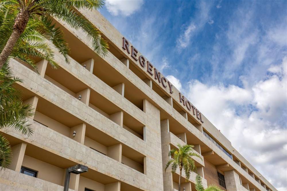 Regeny Miami Exterior