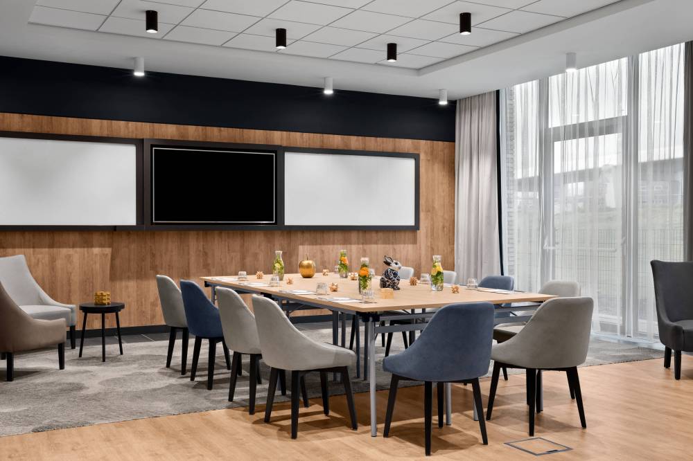 Renaissance Amsterdam Schiphol Airport Hotel 3