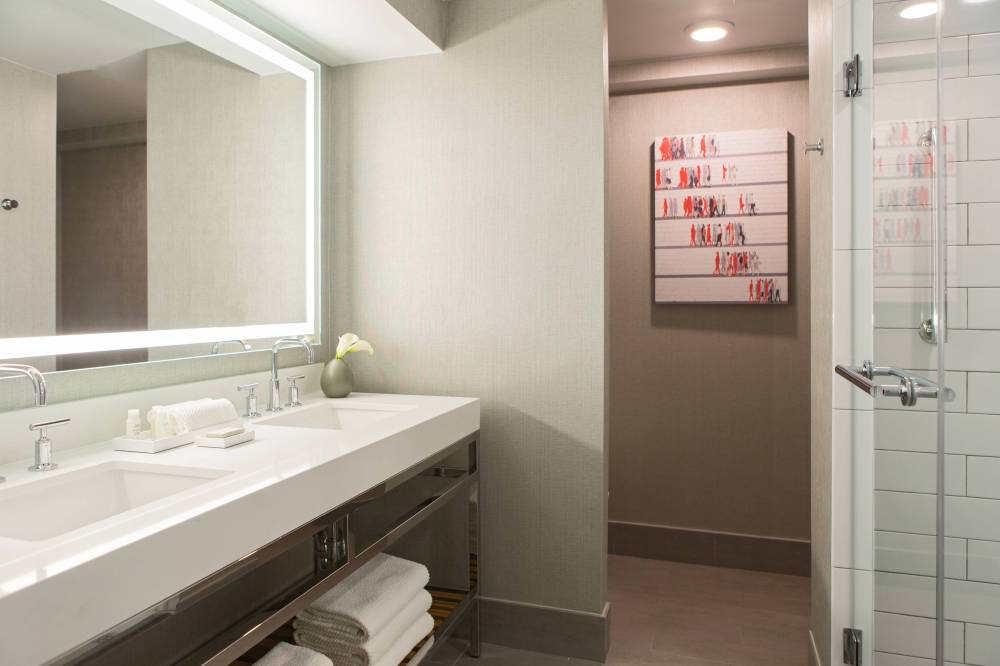 Renaissance Chicago Downtown Hotel 6