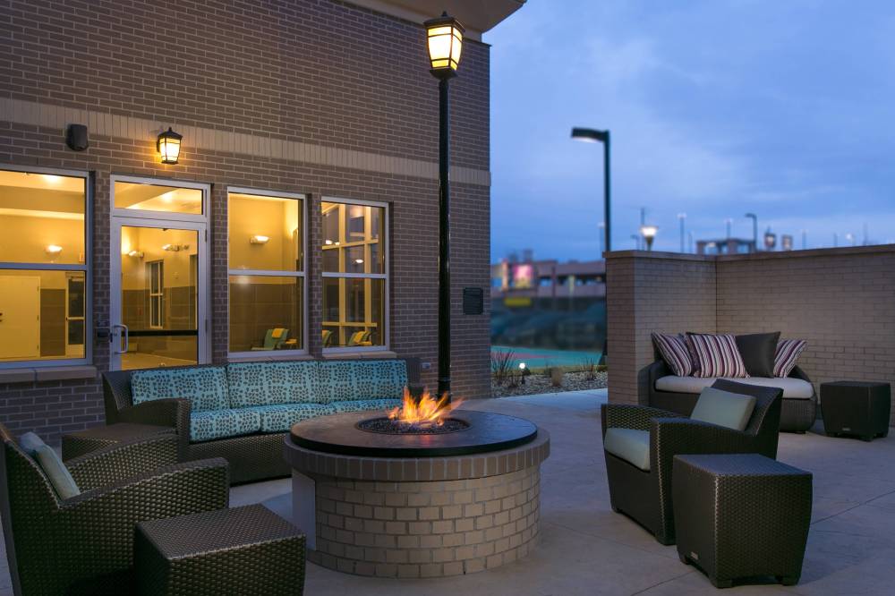 Residence Inn By Marriott Kansas City At The Legends 6