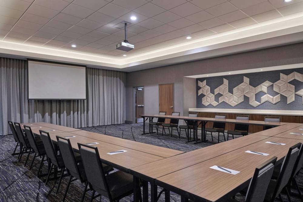 Residence Inn By Marriott Madison 7