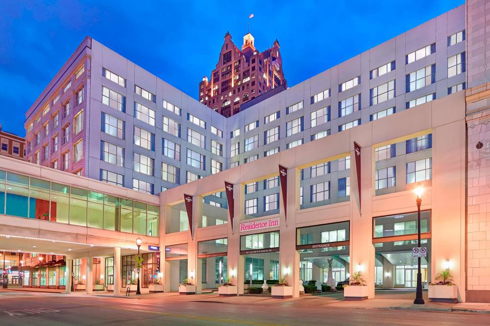 Residence Inn By Marriott Milwaukee Downtown 6
