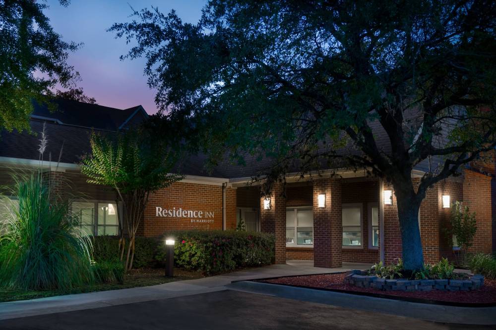 Residence Inn By Marriott Mobile 5