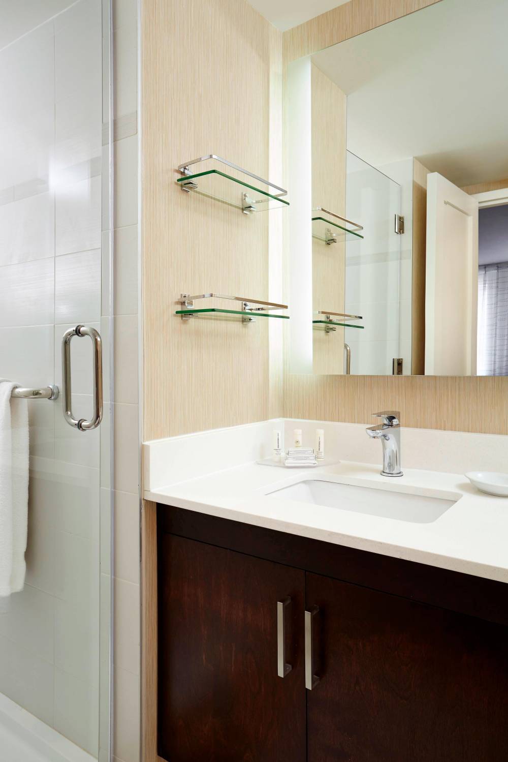 Residence Inn By Marriott Montreal Downtown 5