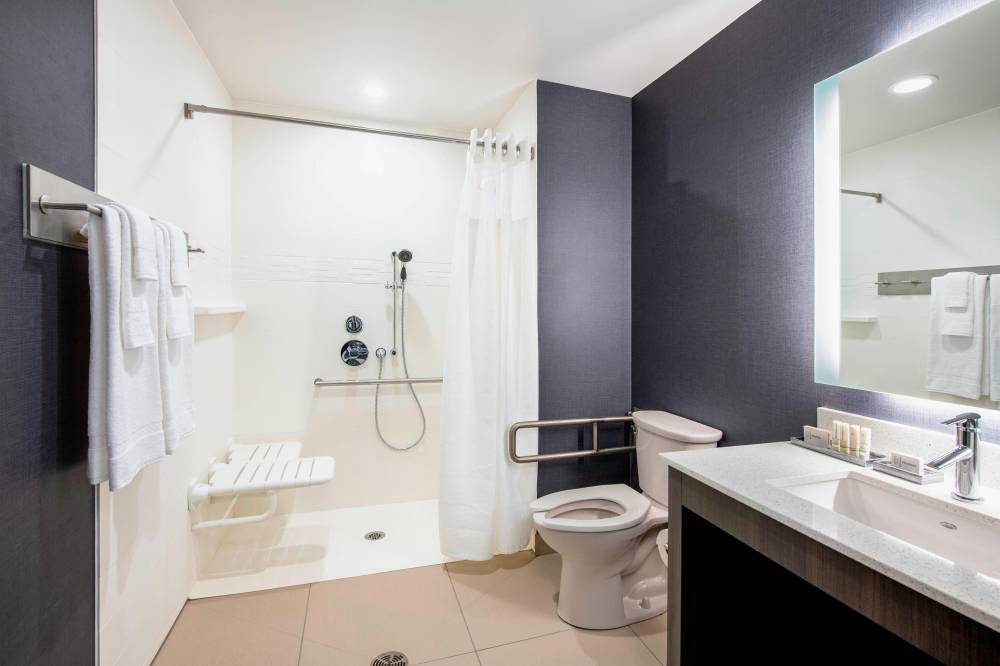 Residence Inn By Marriott Winnnipeg Airport 4