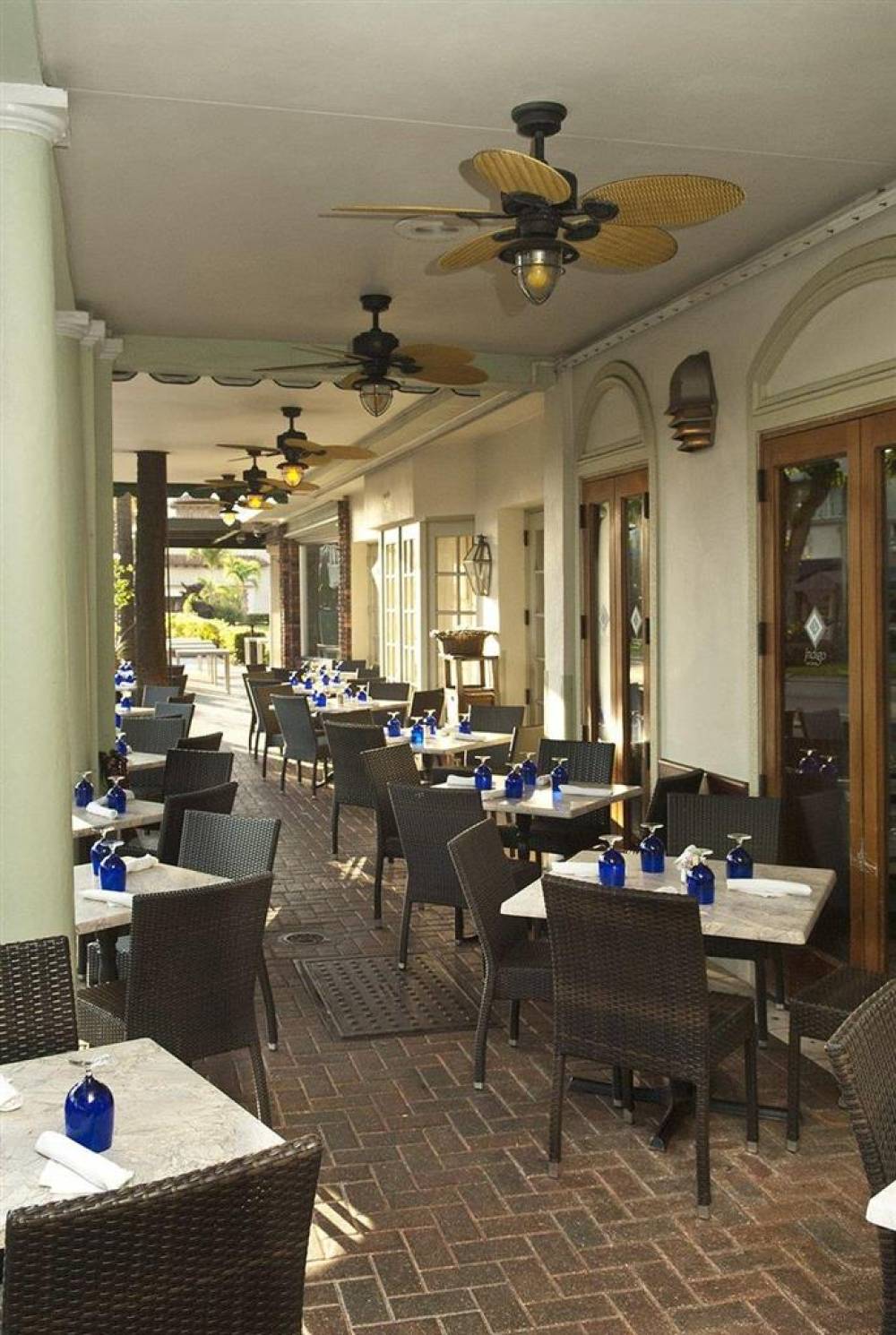 Riverside Hotel 3