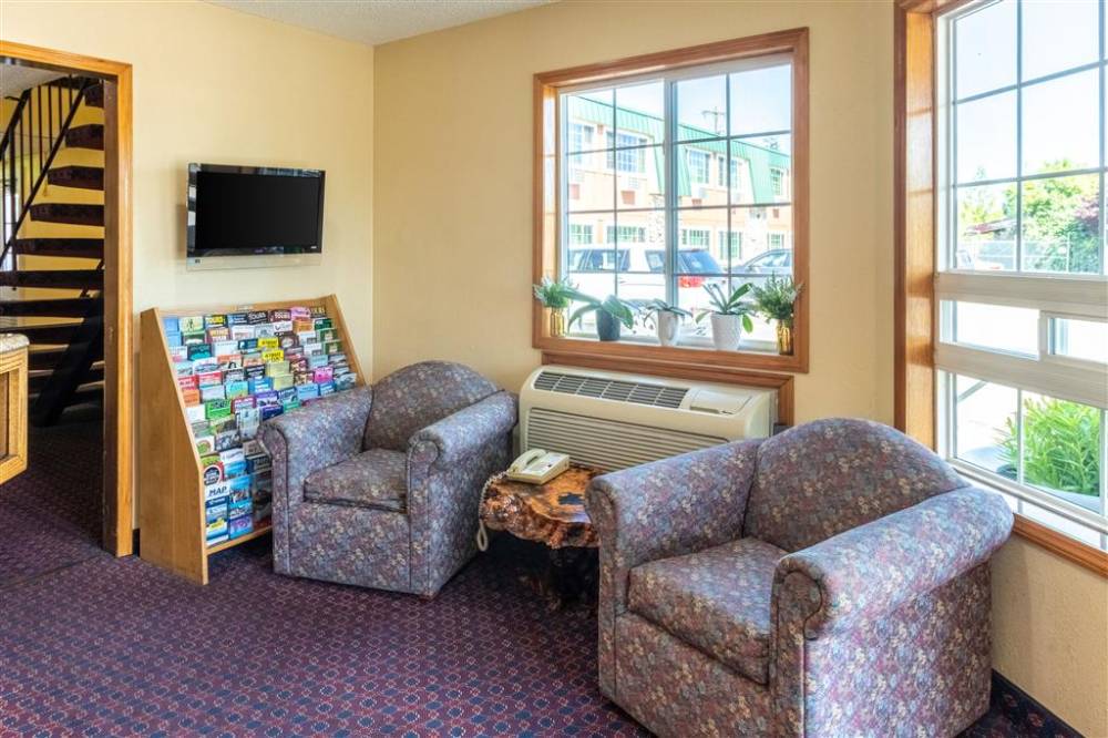 Rodeway Inn And Suites Hwy 217 And 26 W 4