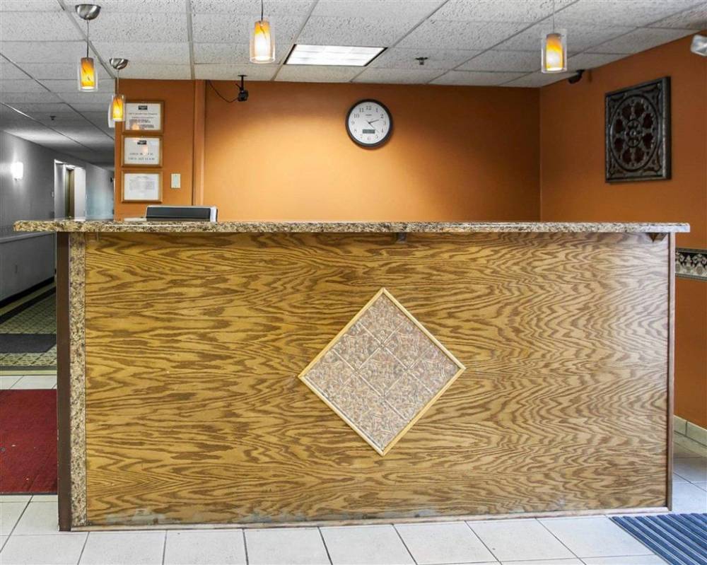 Rodeway Inn And Suites Milwaukee Airport 6