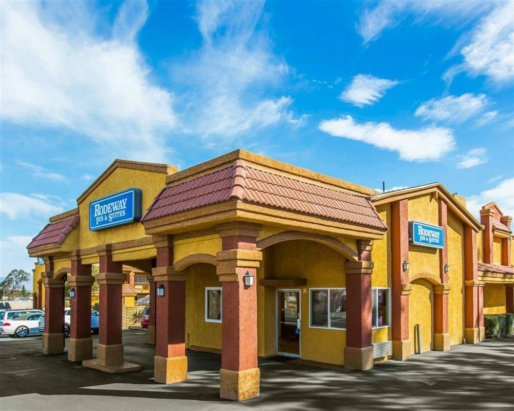 Rodeway Inn And Suites 2