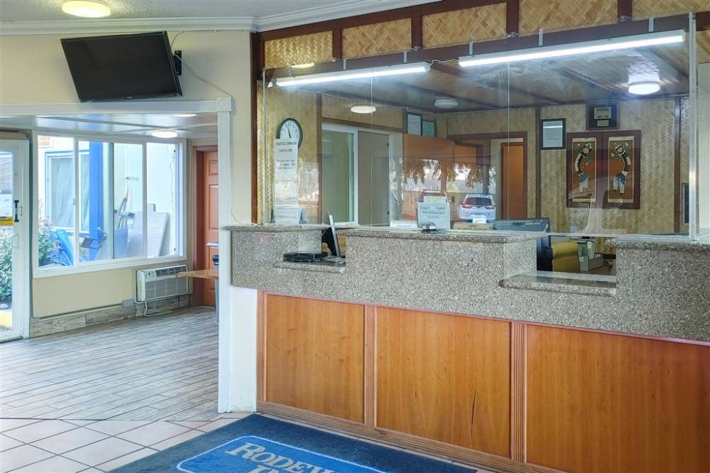 Rodeway Inn 3