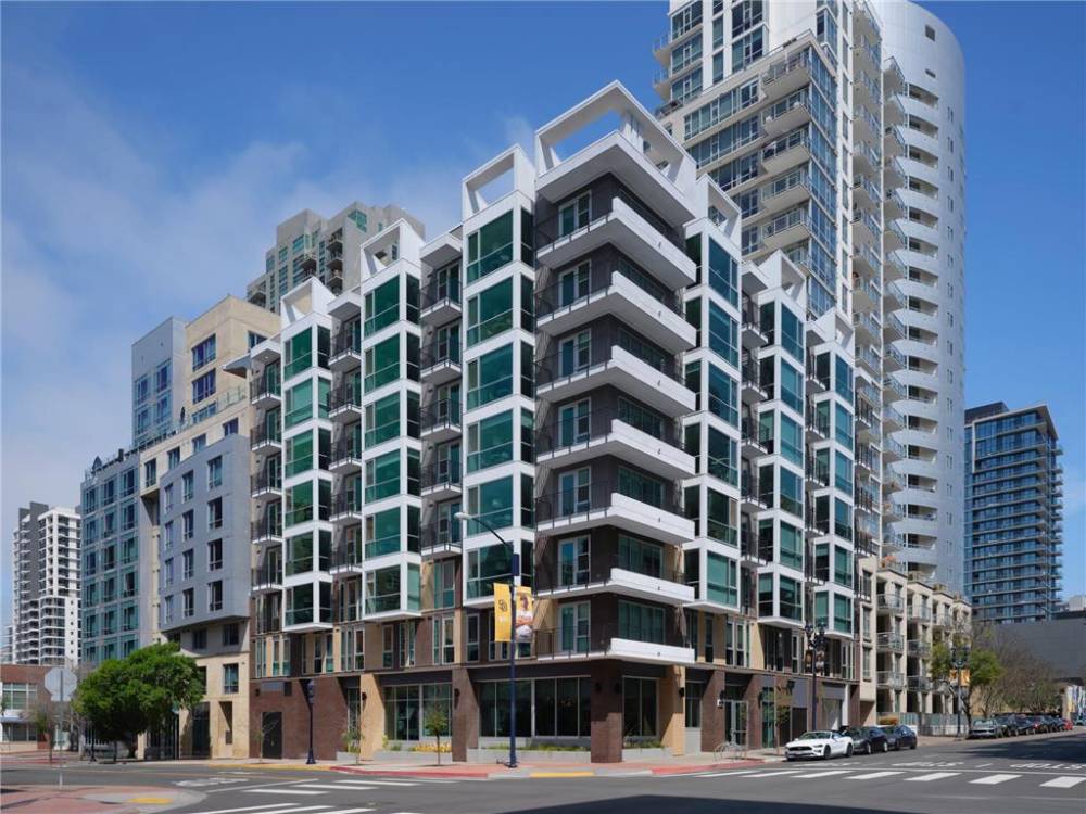 Sentral San Diego exterior day