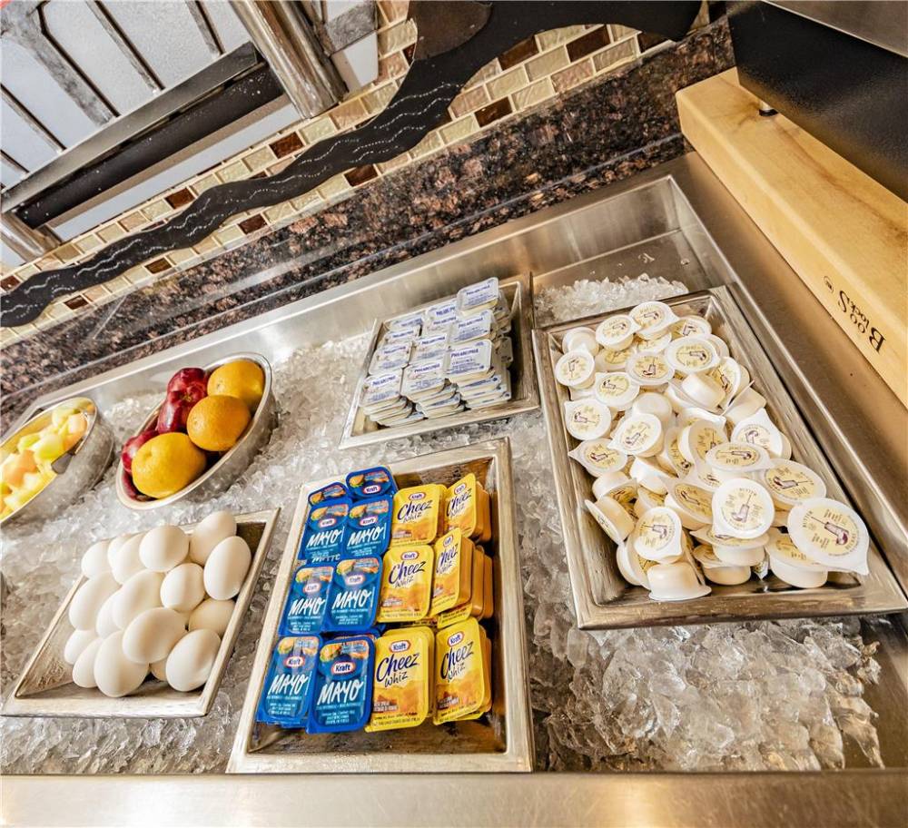 Service Plus Inn And Suites Calgary 7