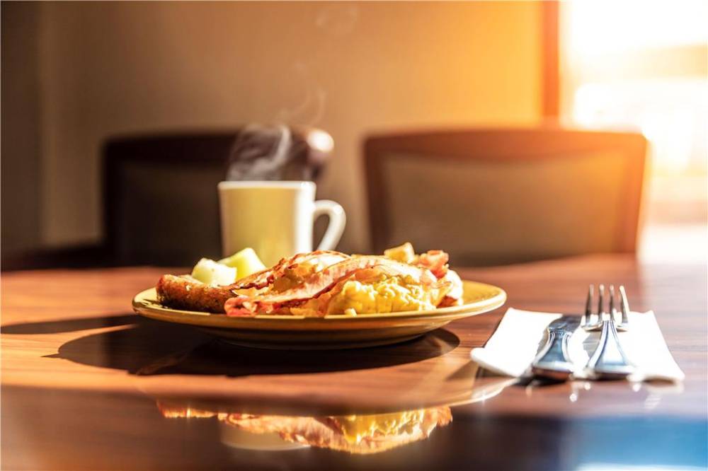 Service Plus Inn And Suites Calgary 6