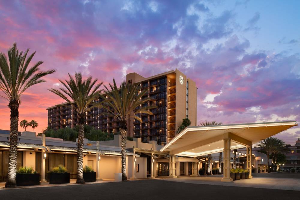 Sheraton Park Hotel At The Anaheim Resort 10