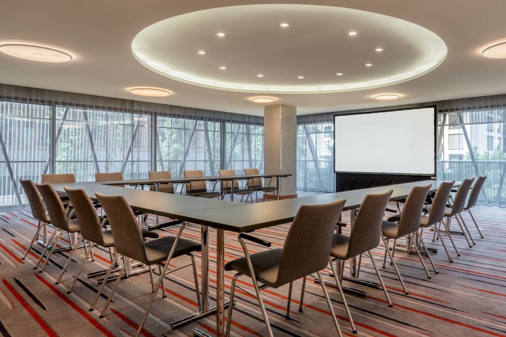 Sheraton Zurich Hotel 9