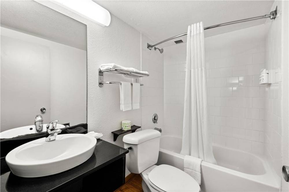 Signature Inn Miami 8