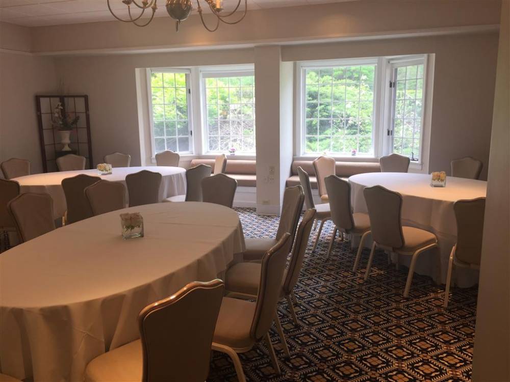 Simsbury Inn 3