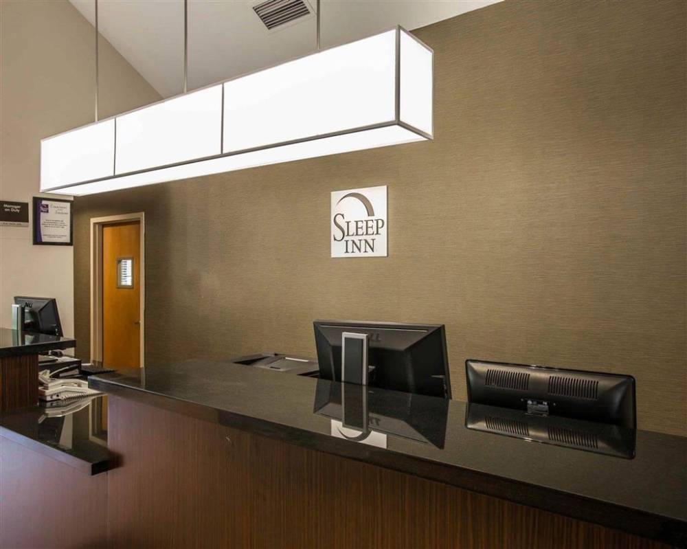 Sleep Inn Airport 2