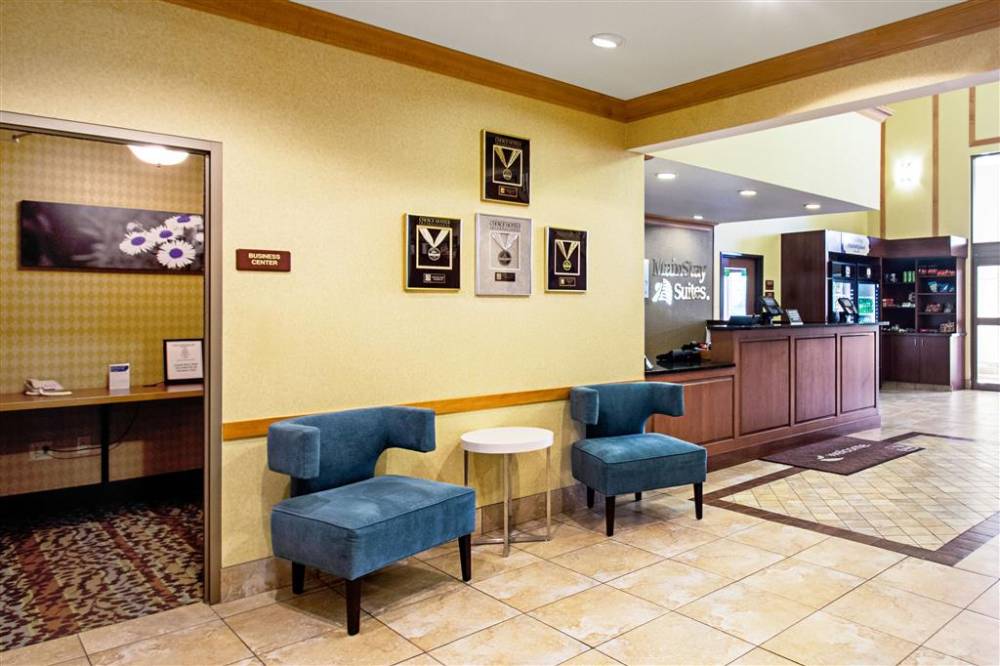 Sleep Inn And Suites 10