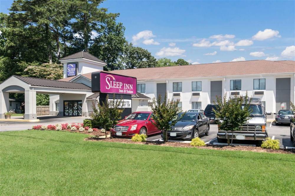Sleep Inn And Suites 3
