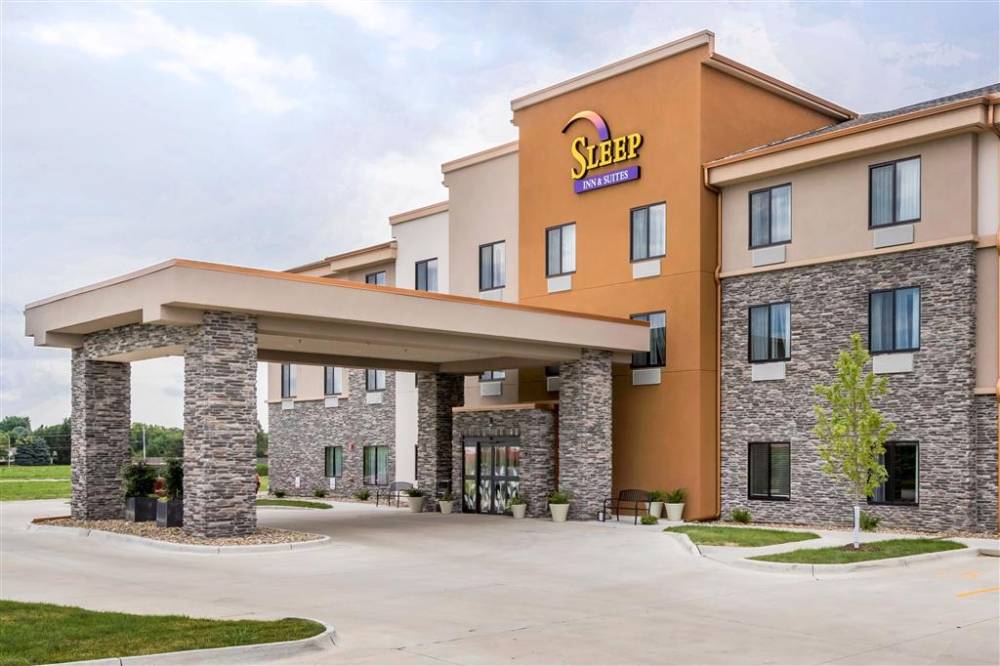 Sleep Inn And Suites West Des Moines Near Jordan Creek 2