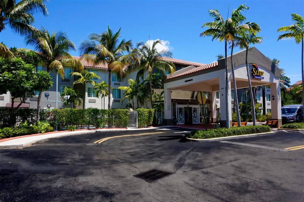 Sleep Inn & Suites Ft Lauderdale Intl Airport 2