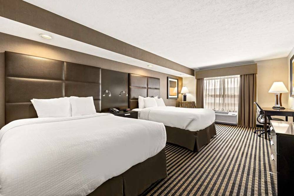 Sonesta Essential Indianapolis Airport 10