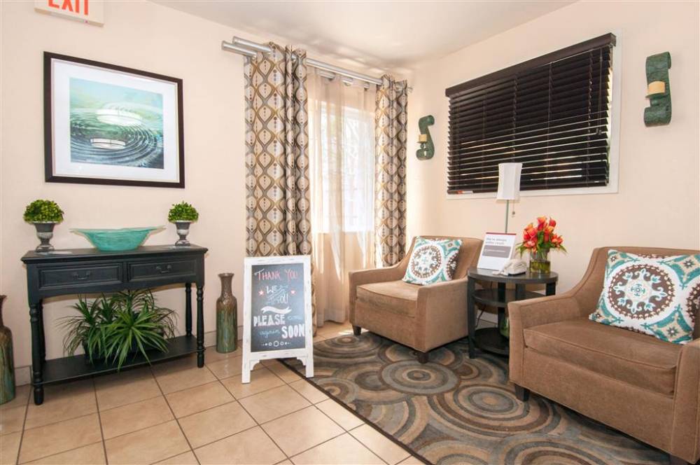 Sonesta Simply Suites Anaheim 3