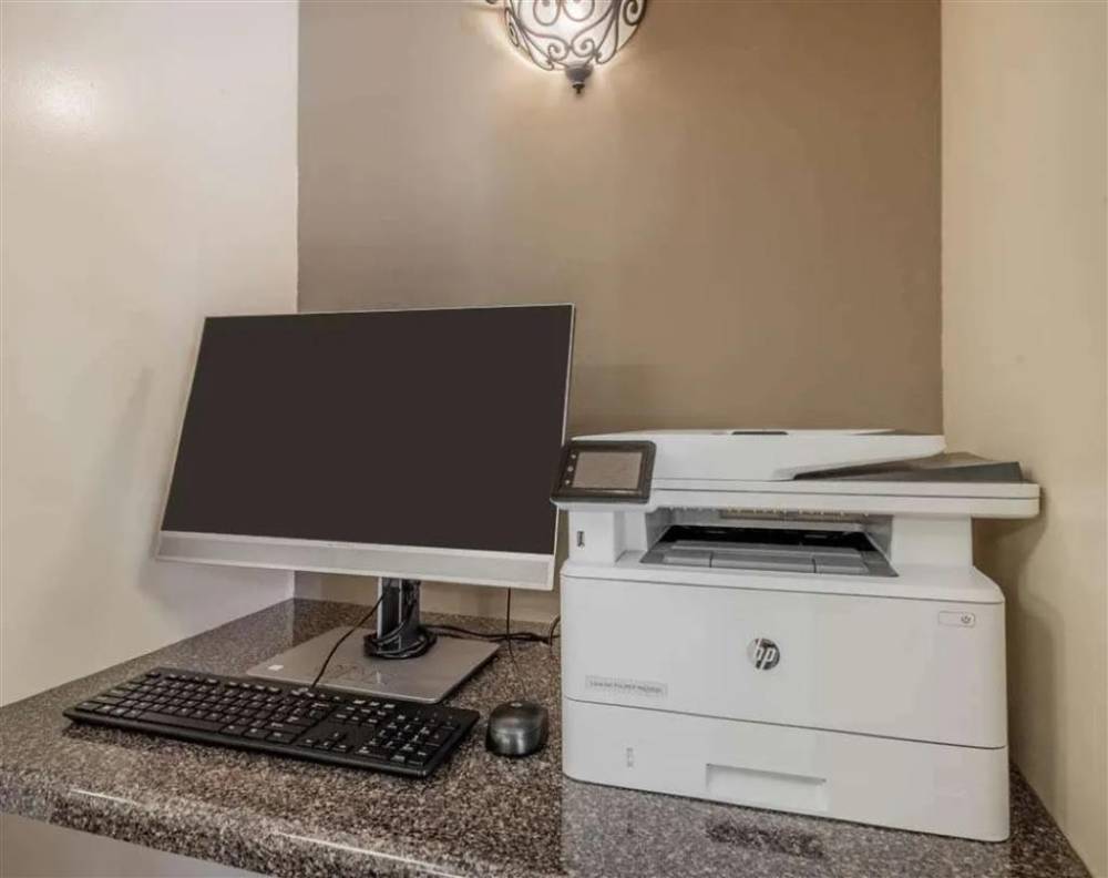 Sonesta Simply Suites Clearwater 4