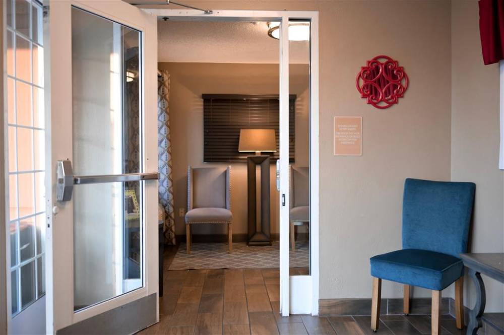 Sonesta Simply Suites Clearwater 3