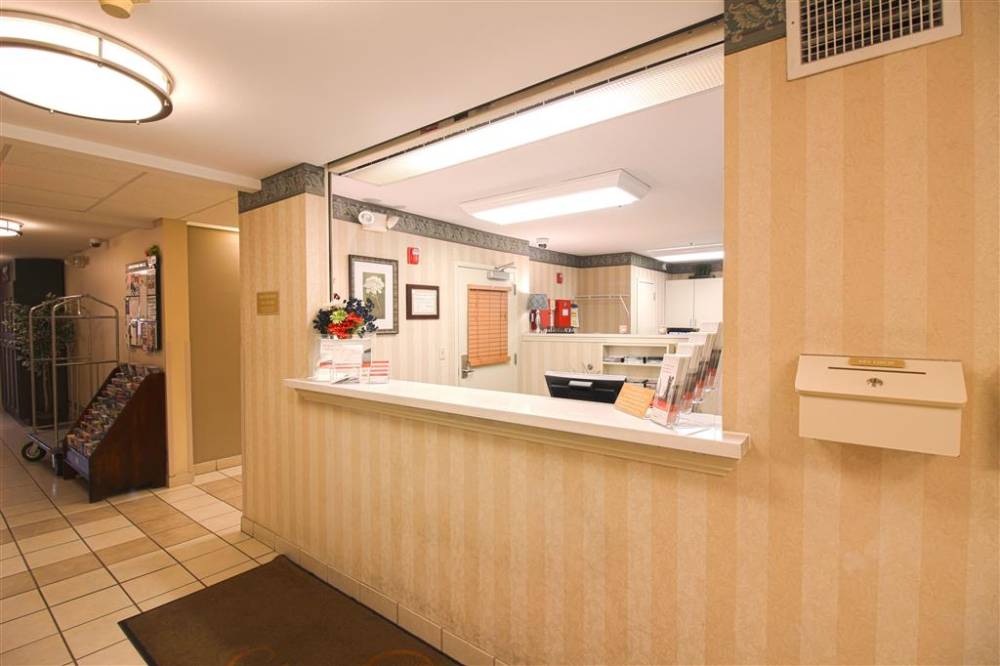 Sonesta Simply Suites Earth Ci 2